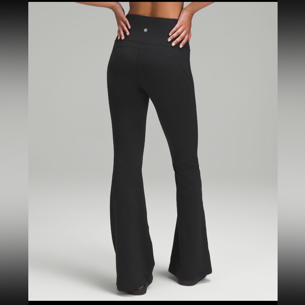 Lululemon Groove Super-High-Rise Flared Pant Nulu